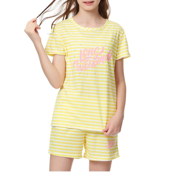 Girls’ short sleeved Long Weekend Cute Glittering Stripe Pajamas Set Sz 8 - Picture 1 of 8